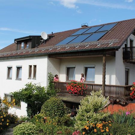 Gaestehaus Fidelis Grafenwiesen Buitenkant foto
